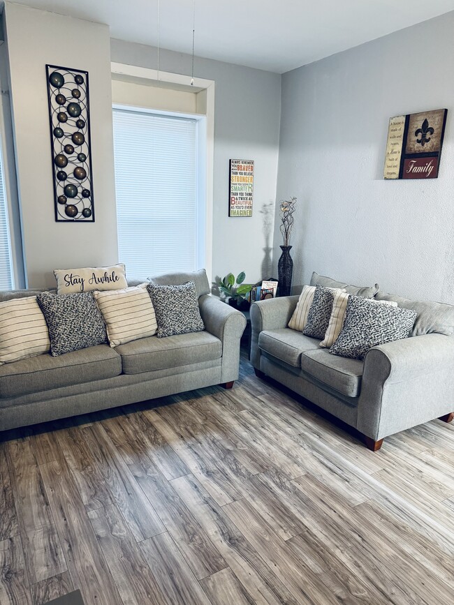 Photo - 3209 Iowa Ave