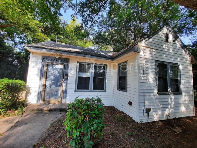 Gervais Street Home - Gervais Street Home