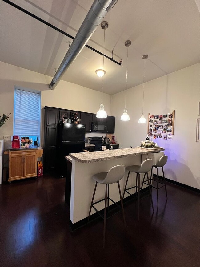 Photo - 602 N Queen St Unit Apt 4