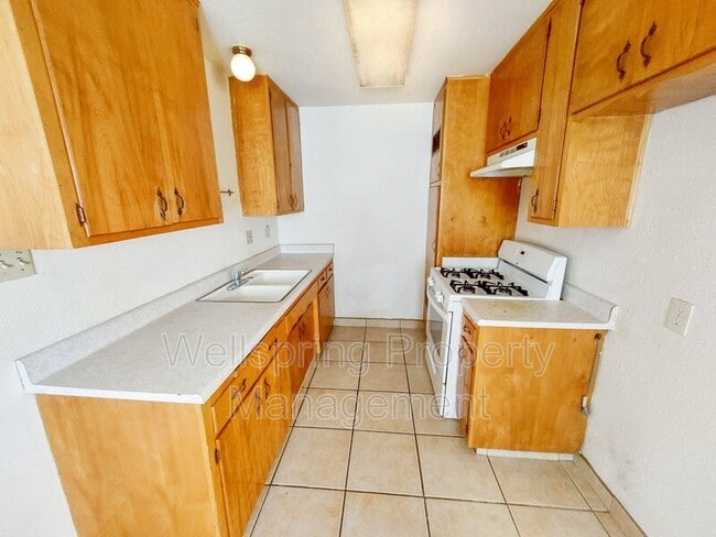 Photo - 213 Panamint Ave Unit D