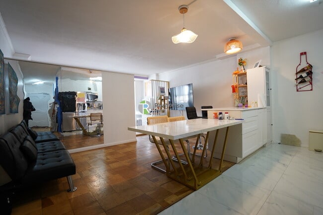 Building Photo - 6 Whittier Pl Unit 2K