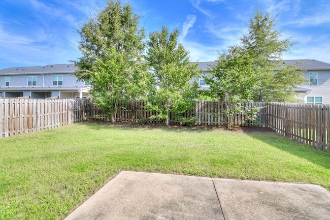 Photo - 407 Brantley Cove Cir