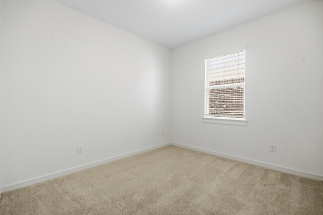 Photo - 8427 Bay Rdg Cir