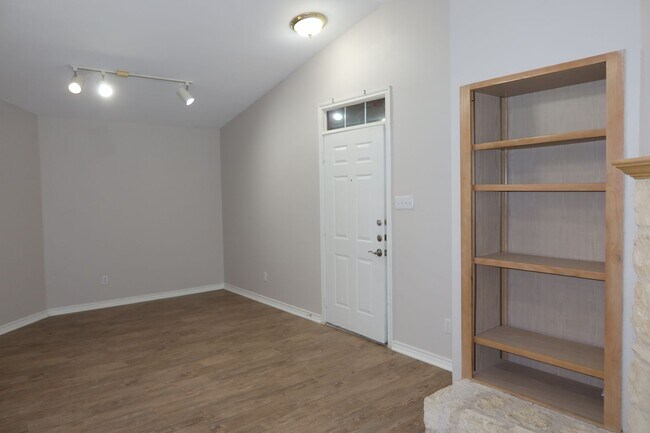 Photo - POINTE 360 @ 2222 - ONE BEDROOM WITH ATTACHED GARAGE- RESORT POOL - DOG PARK- $1295