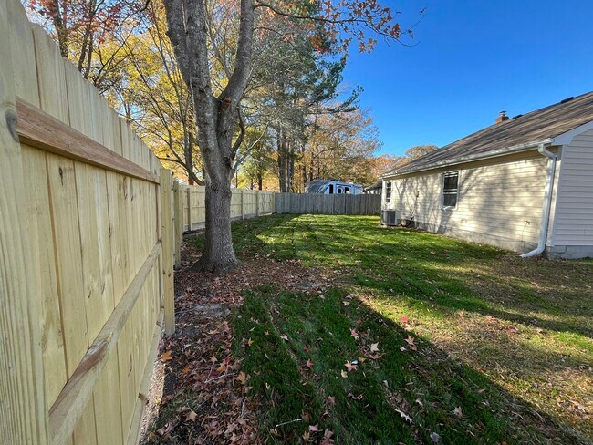 Photo - 1408 Callandish Ct