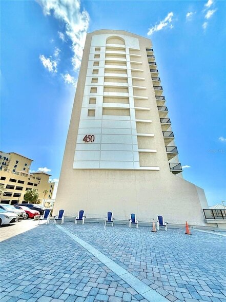 Building Photo - 450 S Gulfview Blvd Unit 408