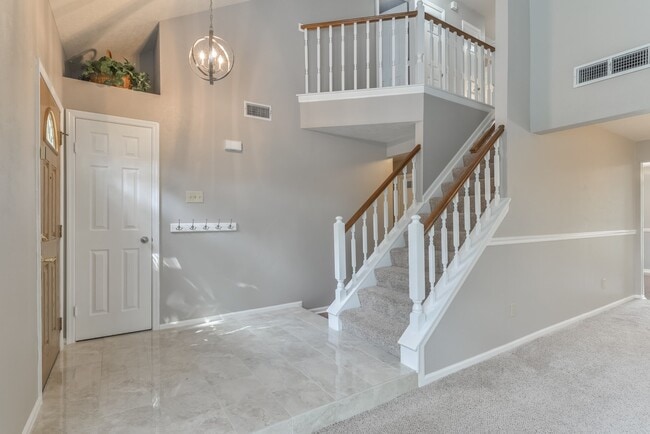 1222 Mabry Mill Rd