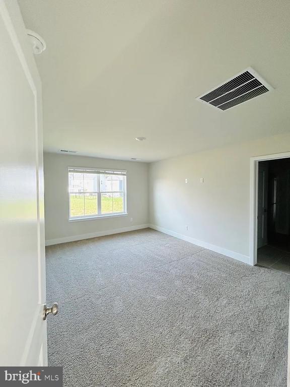 128 Wappinger Ter