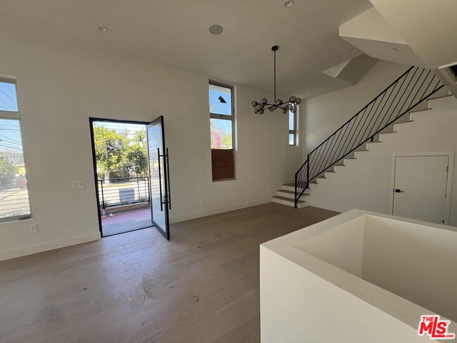 Photo - 1900 20th St Unit #C