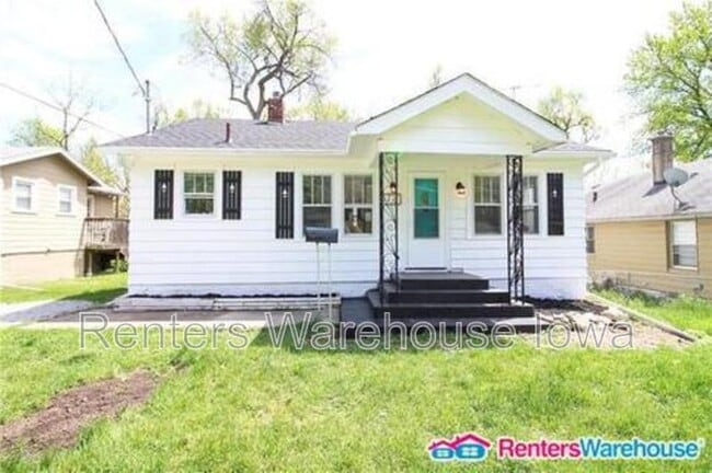 Building Photo - 1231 56th St