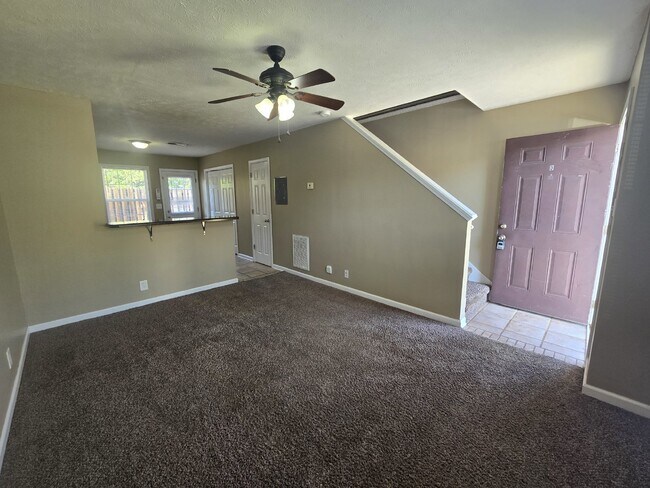 Photo - 812D OAK ARBOR CT, CLARKSVILLE, TN 37040