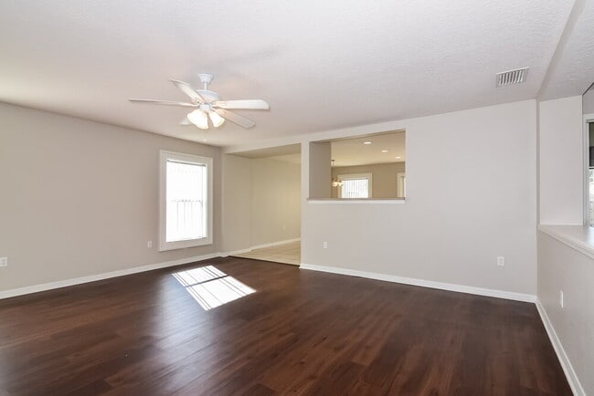 Photo - 2292 Blackwood Dr