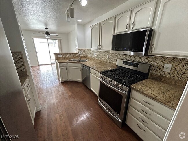 Building Photo - 220 Bailey Island Dr Rental