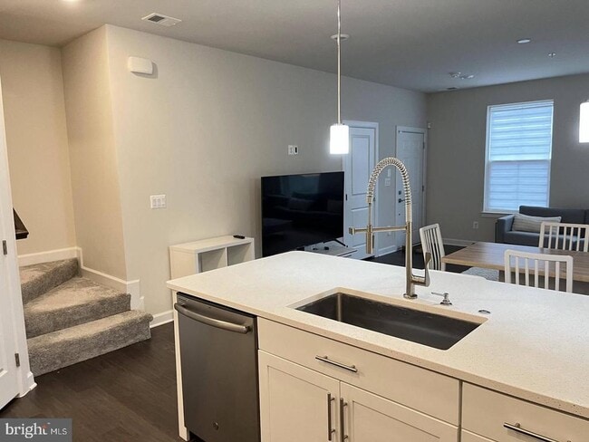 Photo - 13230 Woodland Park Rd