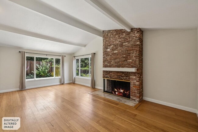 Photo - 309 Walsh Rd