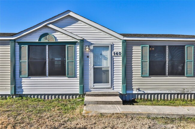 Photo - 140 Blessing Ln