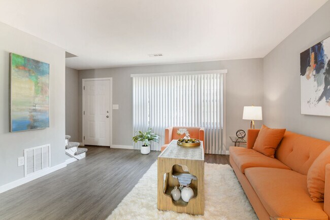 Fairway Ridge Apartments and Townhomes