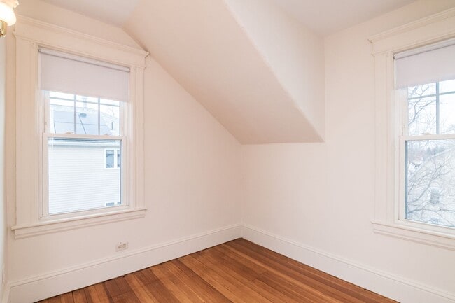 Photo - 4 Bedroom, 1.5 bath Home