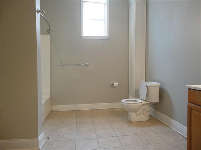Photo - 1124 Josephine St