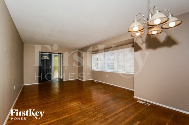 Photo - 3065 Parker Rd