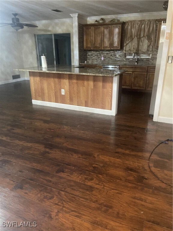 Photo - 1932 42nd St SW