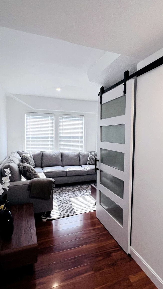 Photo - 21 Bullocks Point Ave Unit FL1-ID1347756P