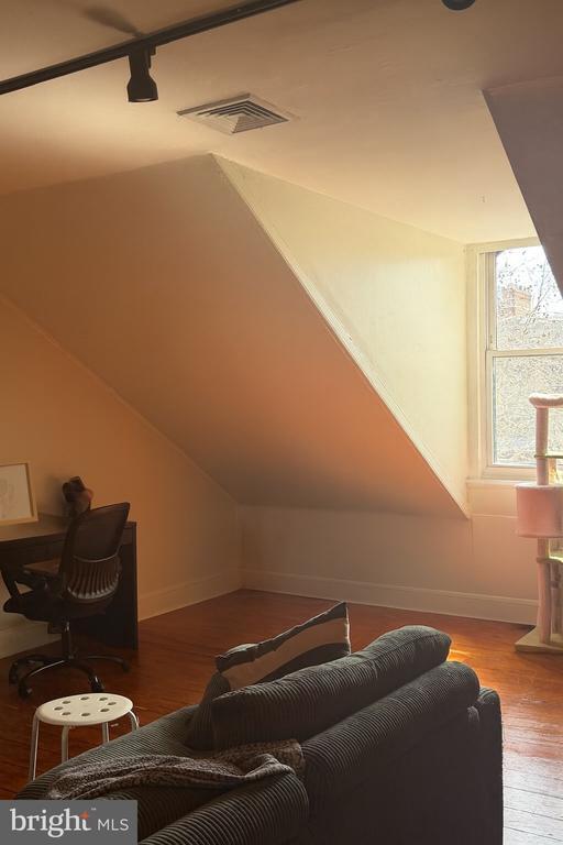 Photo - 1209 Spruce St Unit #4