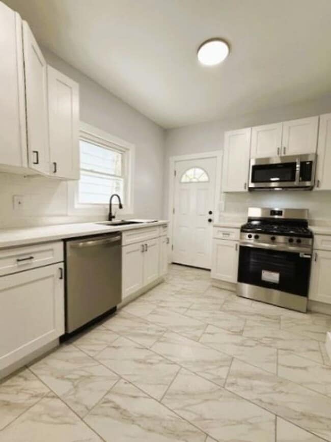 Photo - 1218 Rodgers St