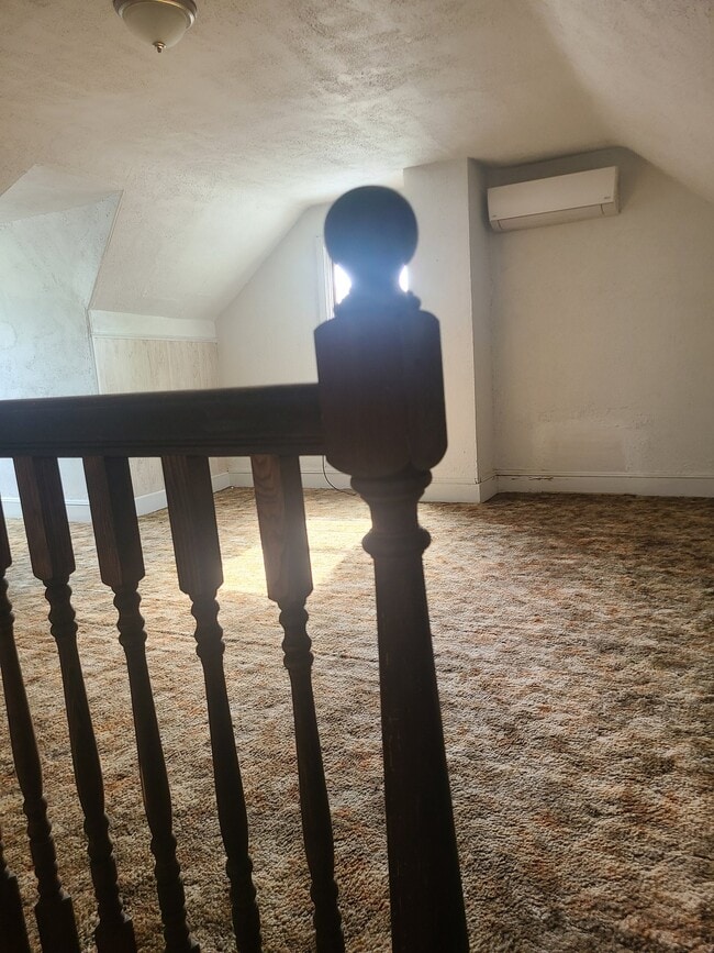 305 W Berwick St Unit 1 upstairs