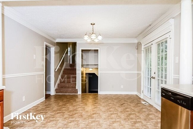 Photo - 6153 Continental Cir