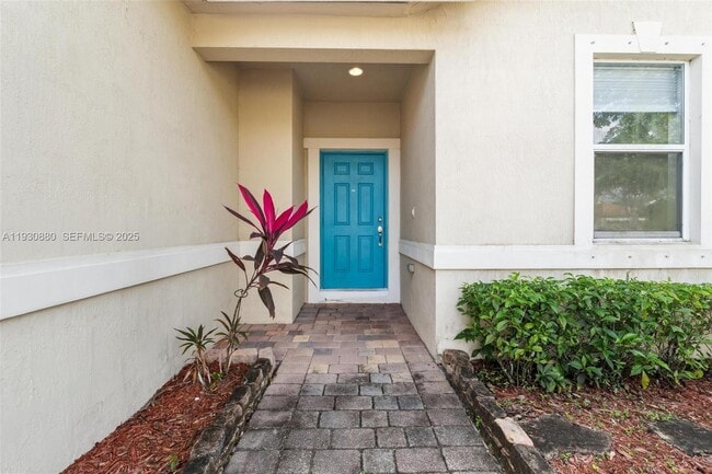 Photo - 3448 NE 1st St