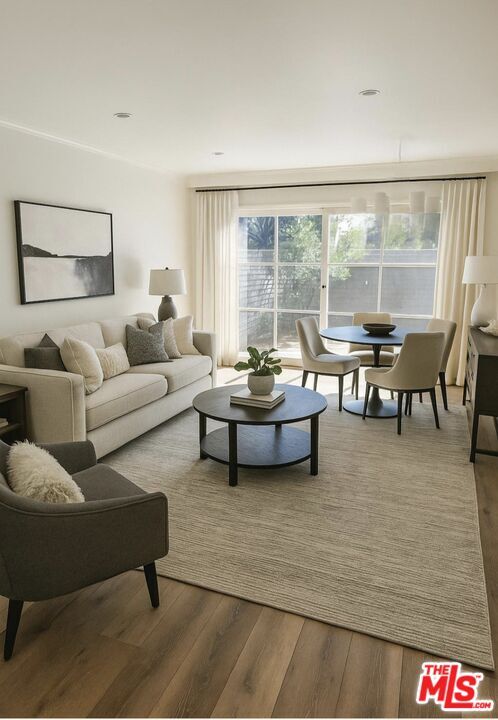 Building Photo - 13830 Burbank Blvd Unit B Rental