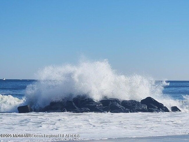 Building Photo - 260 Ocean Ave Unit A18