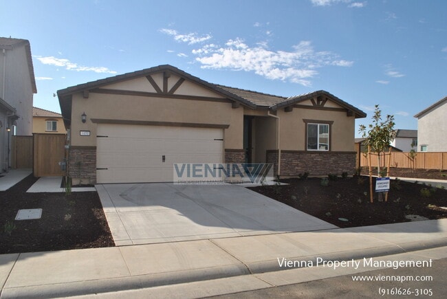 4451 Duckhawk Cir