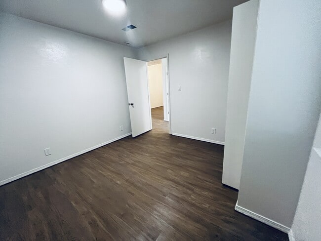 Photo - 10333 Camino Del Oso NE