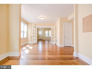Photo - 476 Lyceum Ave