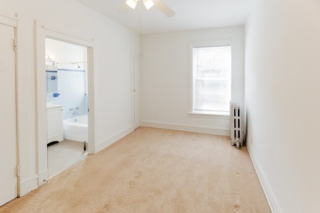 Photo - 5336-5338 S. Hyde Park Boulevard