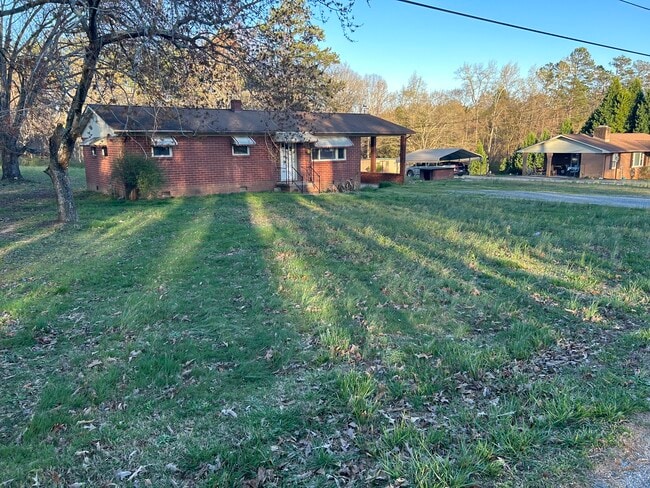 Photo - 255 Victoria St