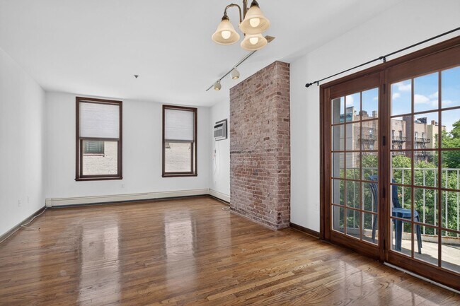 Photo - 1103 Washington St Unit # 6 (4th fl)