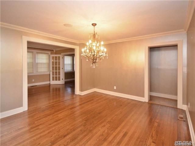 Photo - 25 Gaynor Ave