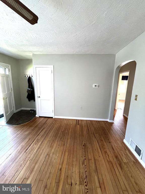 Building Photo - 204 Wecaf Rd Rental
