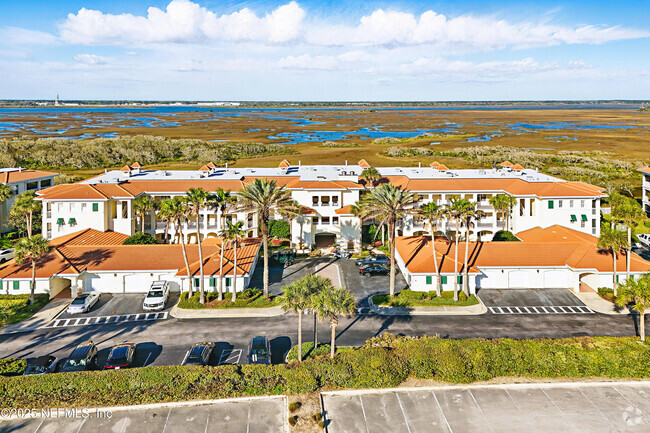 Building Photo - 415 N Ocean Grande Dr Rental