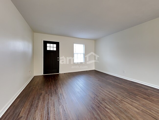 Photo - 317 Nightwind Dr