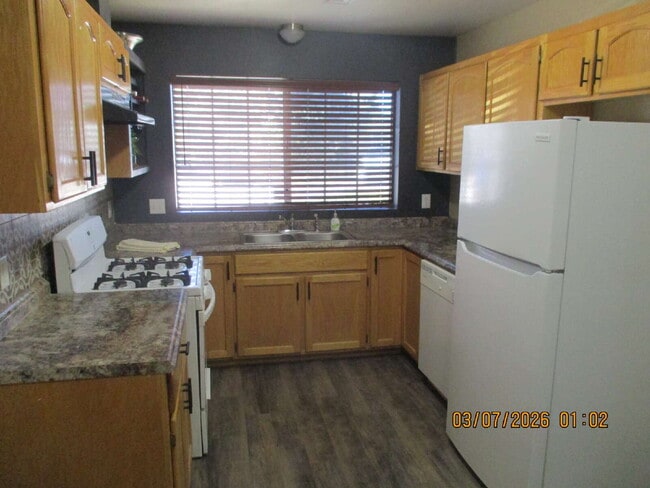 Photo - 1080 E Owens Unit 2
