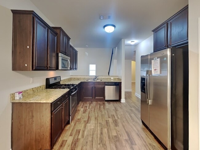 Photo - 180 Kubol Dr