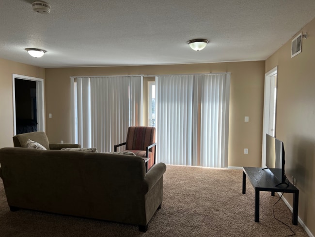 Photo - 1839 Merchant St Unidad 312