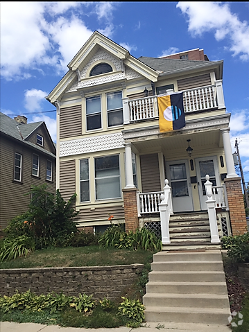 Building Photo - 1832-34 N. Warren Ave Unit 1834 Warren (lower) Rental