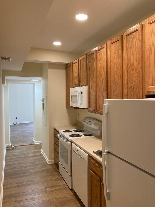 1523 Church St NW Unit 2