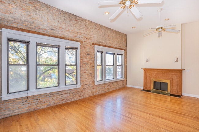 Photo - 3710 N Halsted St