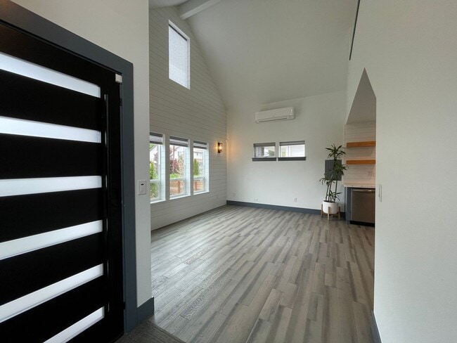 Photo - AJJ1438 Unidad #7686